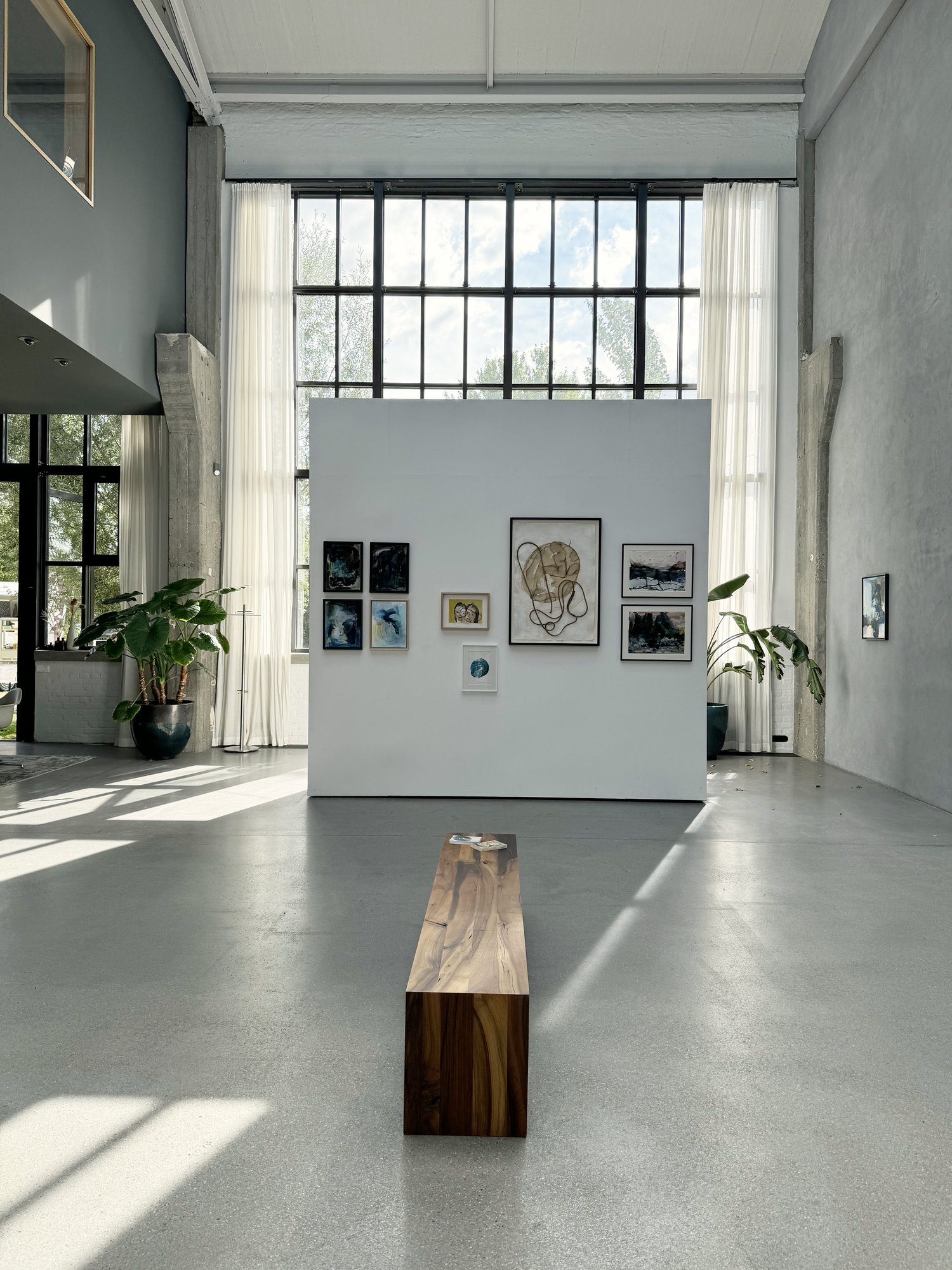 Drop by Drop, Art Week Berlin 2024 — Ausstellungsansicht