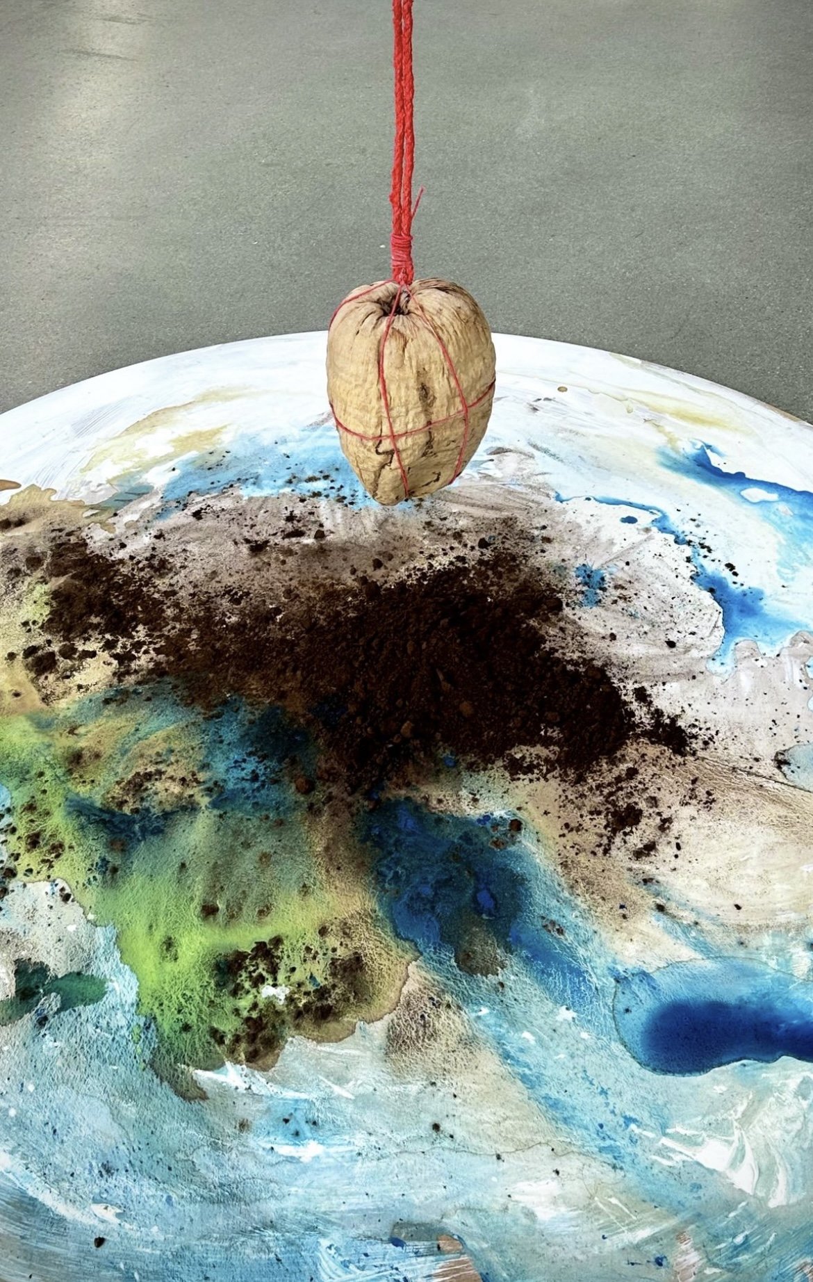 Hawaii, Gallery Weekend Berlin 2024 — Flying Hana Coconut